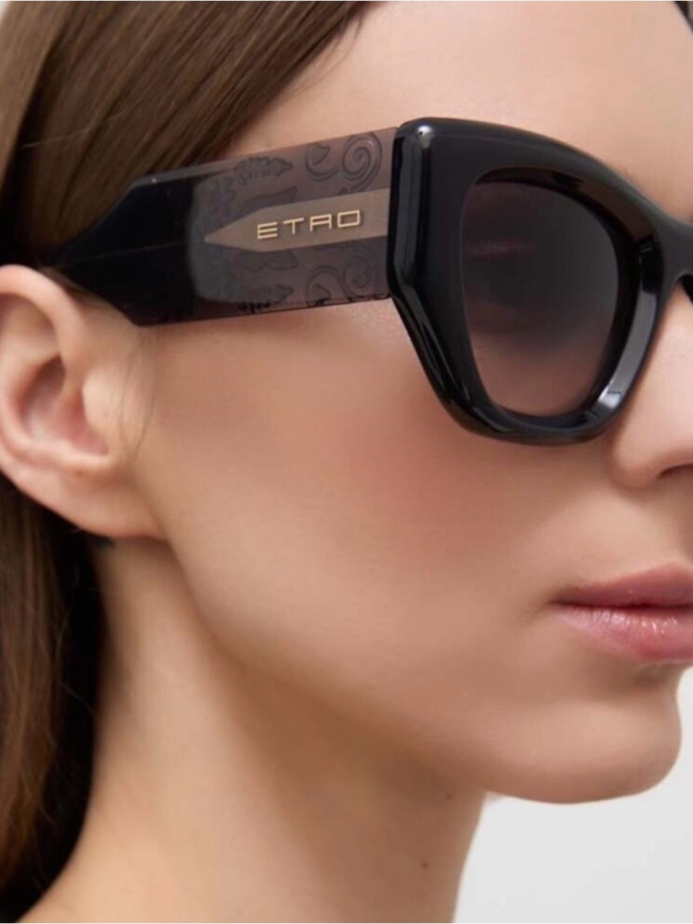 Etro Black Gloss Cat-Eye Sunglasses with Gold Logo